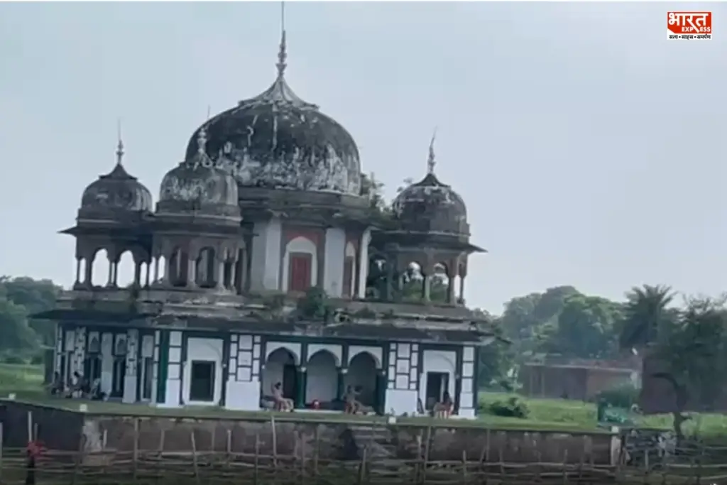  Mangi Maqbara
