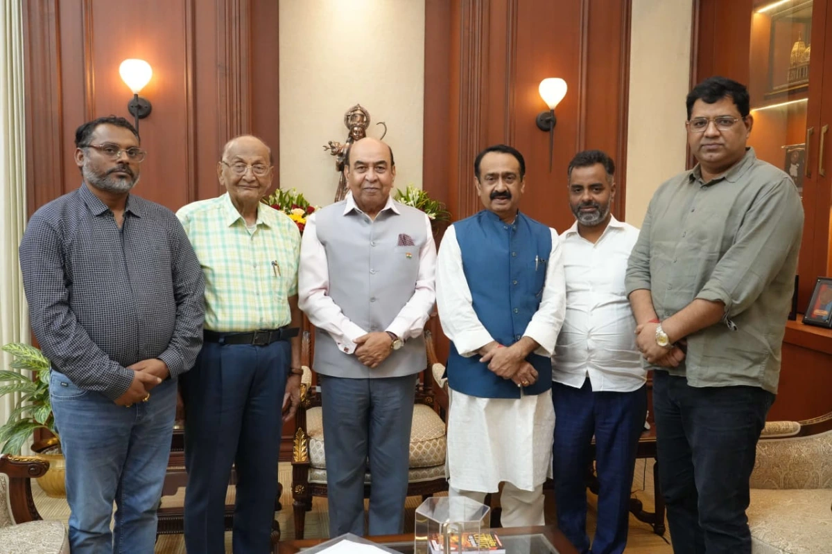डॉ. सी.पी. ठाकुर के नेतृत्व में राजभवन पहुंचा प्रतिनिधिमंडल, मुंगेर यूनिवर्सिटी का नाम बदलने की मांग