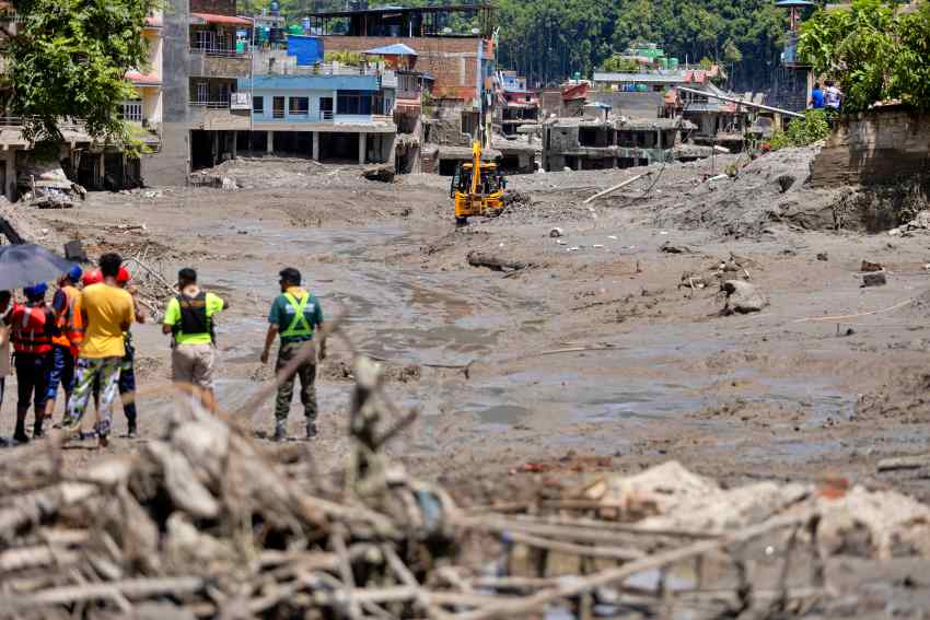 nepal-flash-floods-devastation-death-toll-missing-updates