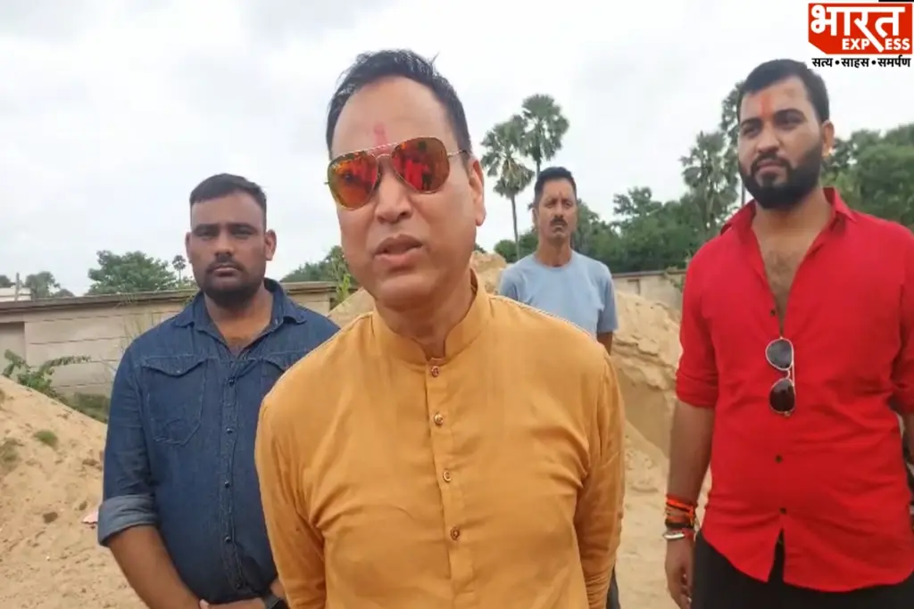 NRI Deepak Thakur Bihar investment