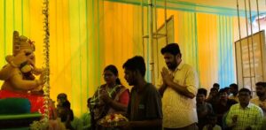 इस प्रदर्शनी में केवल किसानों ही नहीं, बल्कि समाज के सबसे उपेक्षित वर्गों- दिव्यांगों, एकल महिलाओं और विधवाओं के हक का मुद्दा भी पूरी ताकत से उठाया गया है. तीन दिनों की इस विशेष झांकी के माध्यम से बच्चू कडू ने स्पष्ट चेतावनी दी है कि यदि प्रशासन ने इन समस्याओं का शीघ्र समाधान नहीं किया, तो जनहित में दोबारा बड़ा आंदोलन छेड़ा जाएगा.