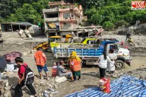 बाढ़ की तबाही के 3 हफ्ते बाद भी नेपाल में हाहाकार! 33 हेलीकॉप्टरों से रेस्क्यू जारी, मृतकों की संख्या पहुंची 1451