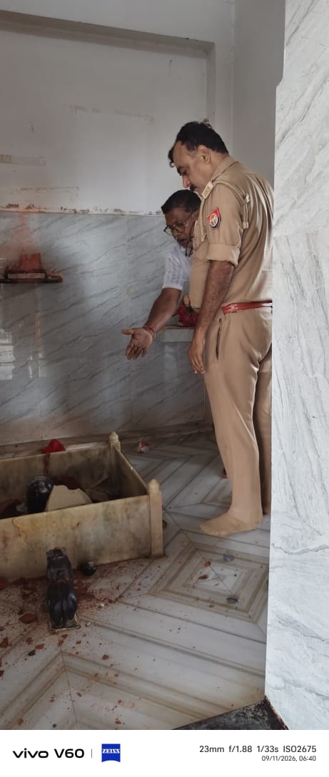 chandauli-temple-idol-vandalism-baburi-mainpur-village-police-investigation