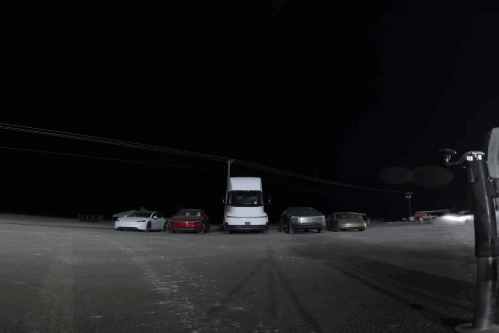 elon-musk-tesla-roadster-flying-supercar-spacex-thruster-technology-launch