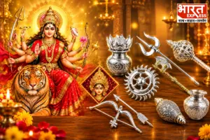 मां दुर्गा के दिव्य आयुध: संसार में कोहराम मचाने वाले महिषासुर के संहार के लिए किस देव ने इनको कौन-सा अस्त्र दिया? जानिए