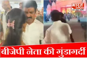 नेताजी से गुस्ताखी…, इंदौर में 15 साल की लड़की को धक्का मारकर गरबा पंडाल से निकाला, वीडियो वायरल