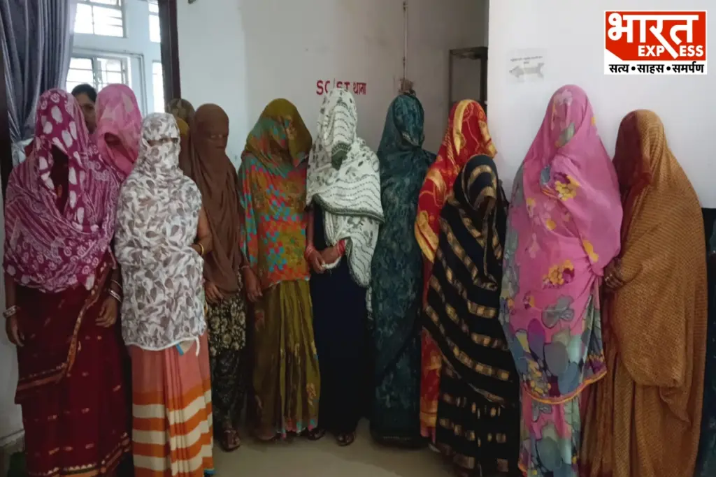 Muzaffarpur Police Arrests Interstate Women Gang Snatching Festival Crowd