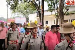 रांची में आस्था और शौर्य का अद्भुत संगम: 146 साल पुरानी फूलपाती शोभायात्रा में गोरखा जवानों ने दी मां दुर्गा को सलामी