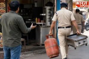 मांगी थी हर महीने ‘तय रकम’, नहीं देने पर पुलिस ने उजाड़ दिया कारोबार? जानिए क्या है दिल्ली का ये वायरल मामला